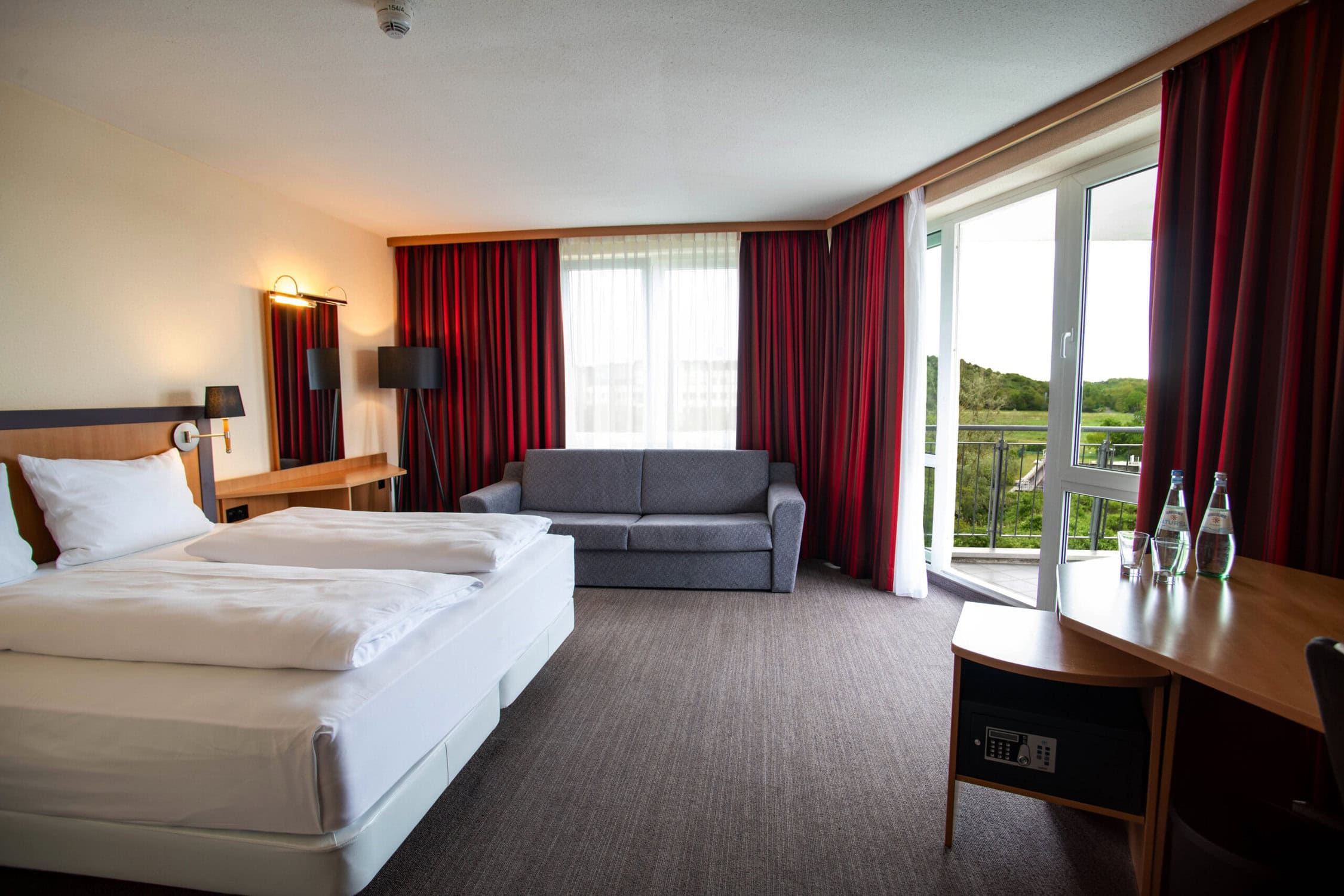SLEEPBEEONE AIRPORTHOTEL FRANKFURT 5 scaled