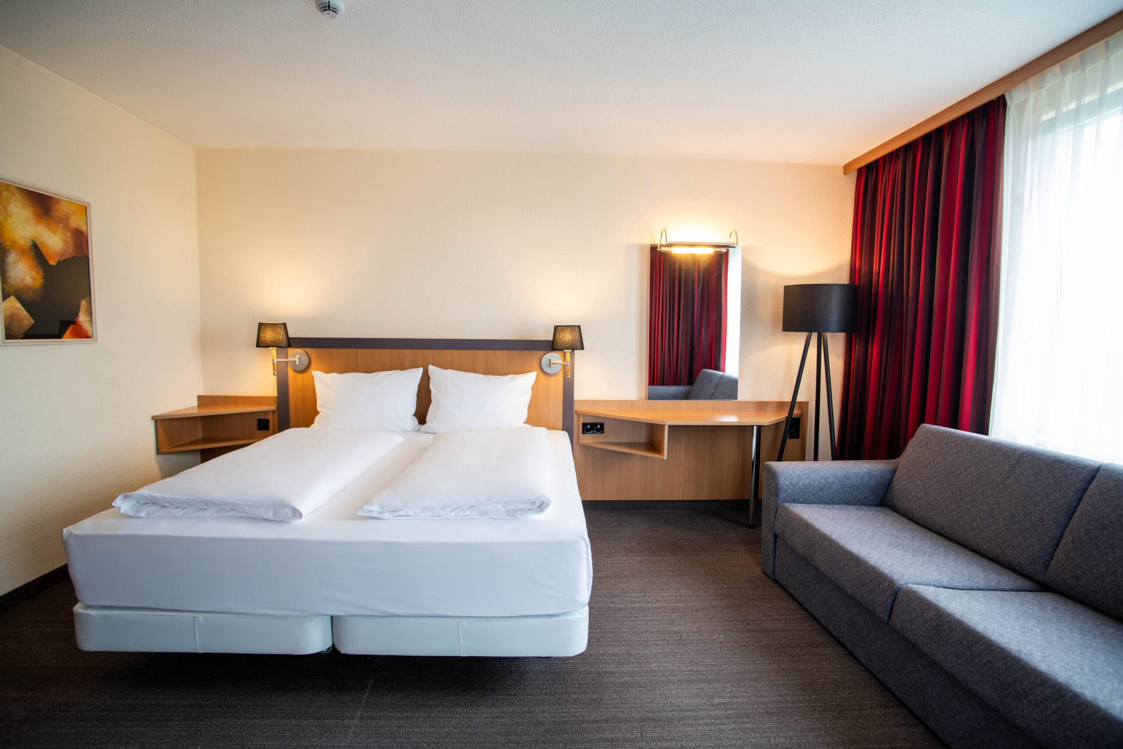 SLEEPBEEONE AIRPORTHOTEL FRANKFURT 6 scaled