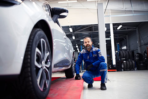 Desabolladura y Pintura - Servicio automotriz profesional en Salfa Sur