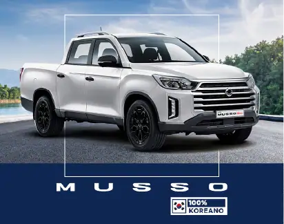 Camioneta SsangYong Musso blanca en exhibición en Salfa Sur Automotriz.