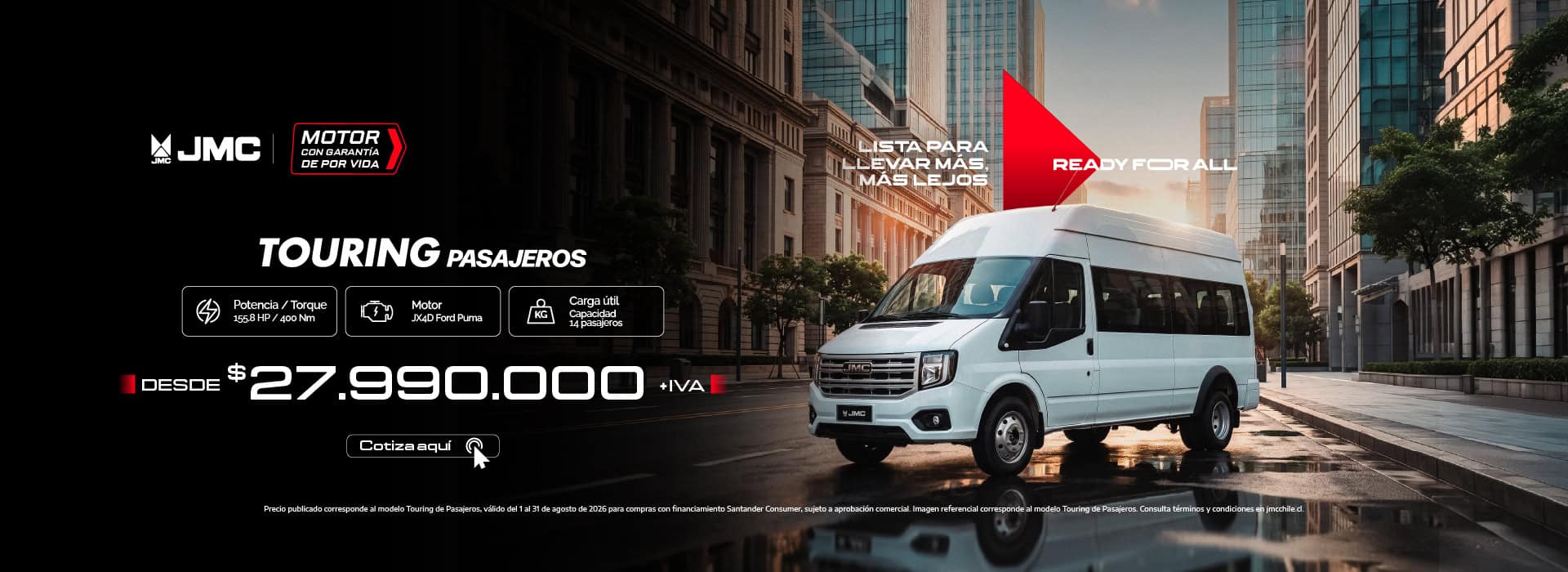 Furgón JMC Touring para pasajeros en ciudad moderna.