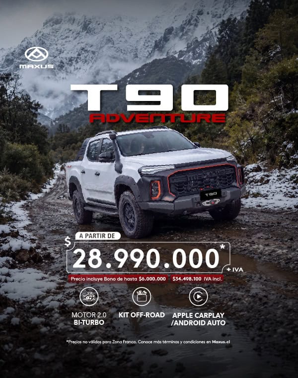 Maxus T90 Adventure en un camino de montaña con nieve y árboles.