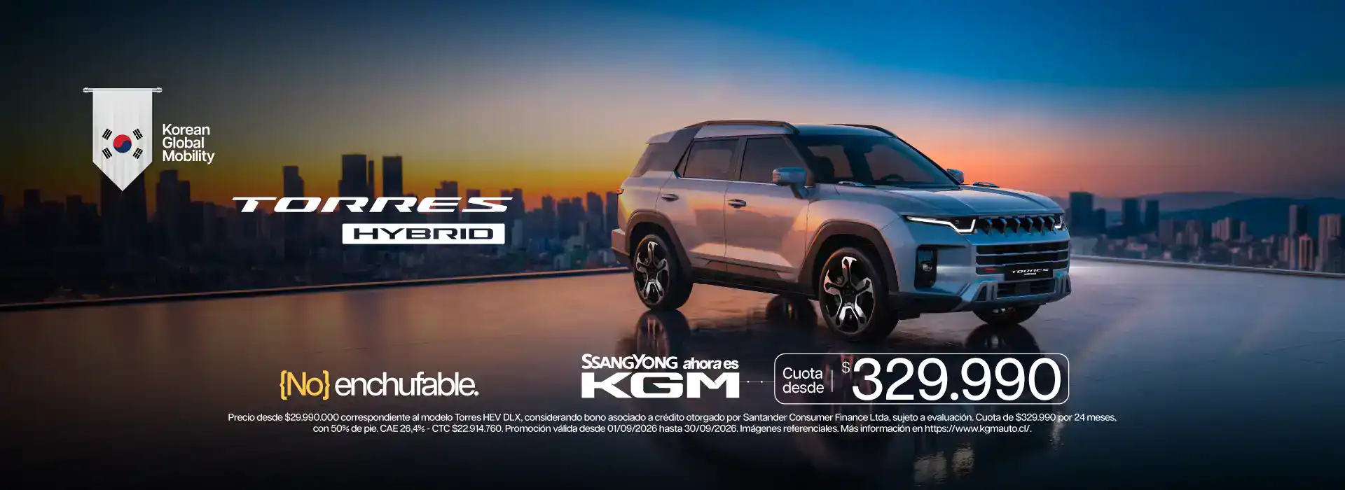 Nuevo Chevrolet Torres Hybrid en exhibición en ciudad moderna.