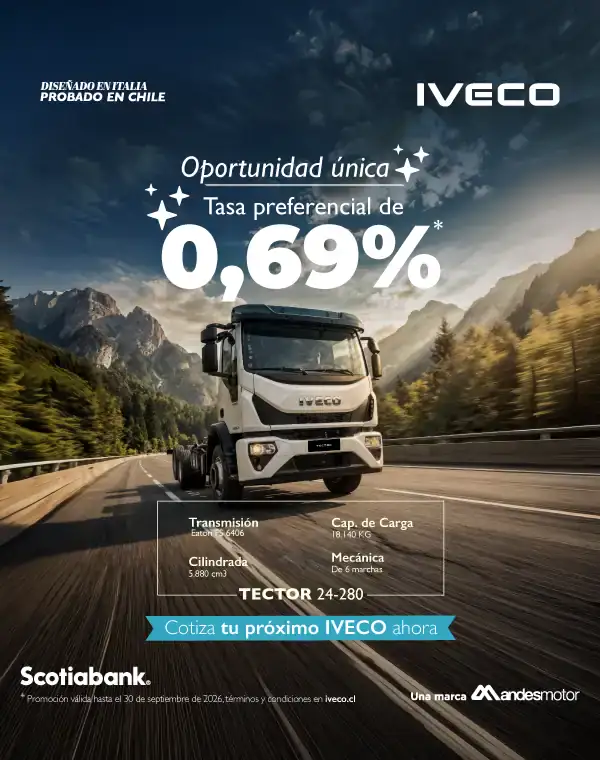 Camión Iveco en carretera con montañas de fondo.