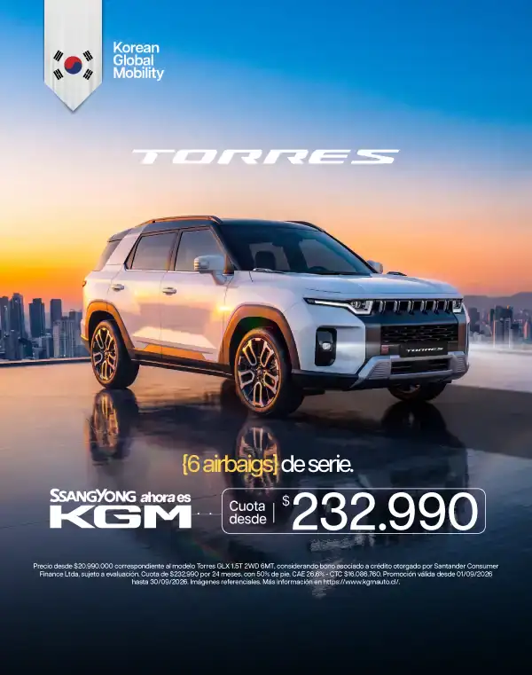 Vehículo SUV nuevo de la serie KGM de SsangYong en exhibición.