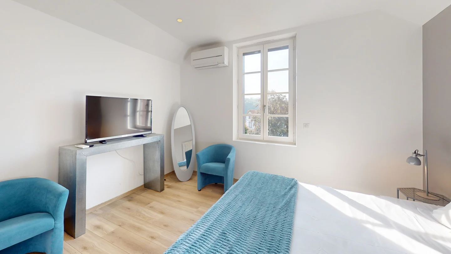 Arradoia Vue 1 • Chambre Villa Harriet ©