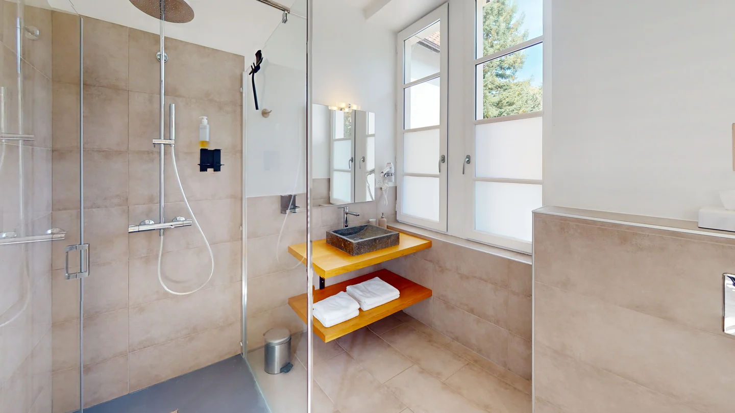 Erlea Salle d'eau • Chambre Villa Harriet ©