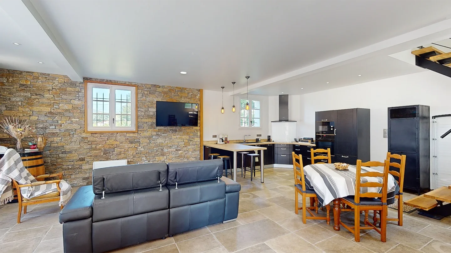 Espace de Vie - Vue 1 • Gîte Villa Harriet ©