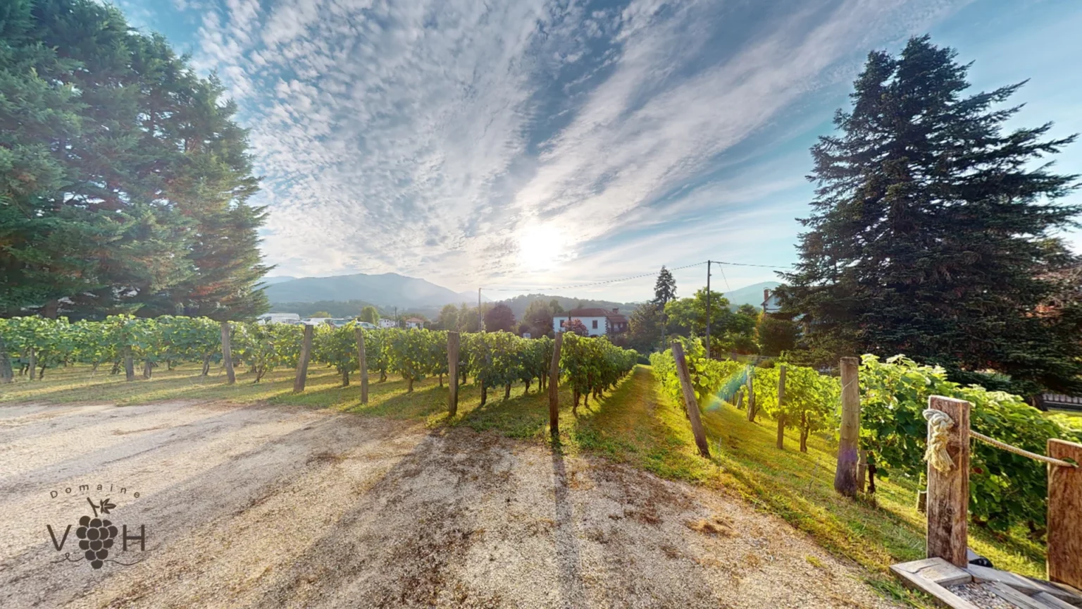 Terrasse Nord-ouest Vue Panoramique 01 • Domaine Villa Harriet ©