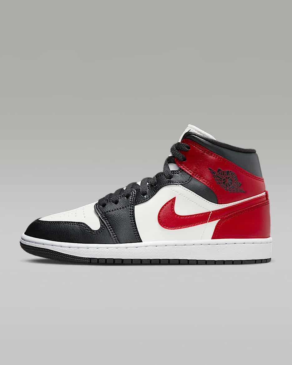Nike Air Jordan 1 Retro High OG “Satin Black Toe” Nike Air Jordan 1 Retro High OG "Satin Black Toe"
