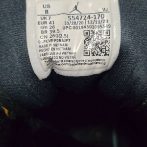 Jordan 1 Mid University Gold B13 - Gambar 5