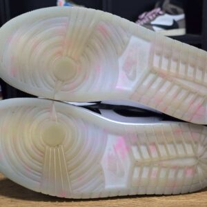 Jordan 1 Low SE B21 - Image 2