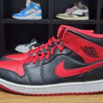 Jordan 1 Mid B23