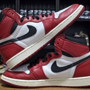 Retro Chicago Jordan 1 (2015) C15 (New) - Image 3