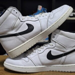 Jordan 1 Retro Yin Yang White E3 - Gambar 3