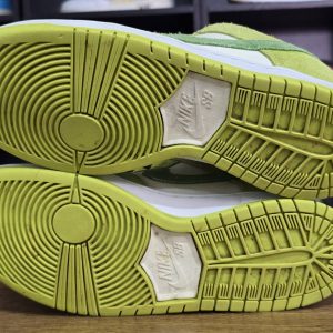 Nike SB Dunk Low Green Apple F15 - Image 2