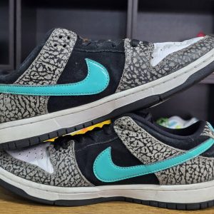 Nike SB Dunk Low atmos Elephant F18 - Image 3