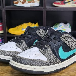 Nike SB Dunk Low atmos Elephant F18 - Image 4