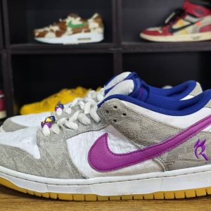 Nike SB Dunk Low Rayssa Leal F22