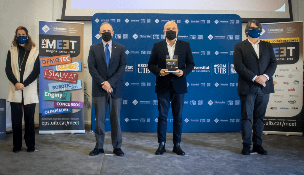 3digits patrocina el fomento de las carreras técnicas en la UIB