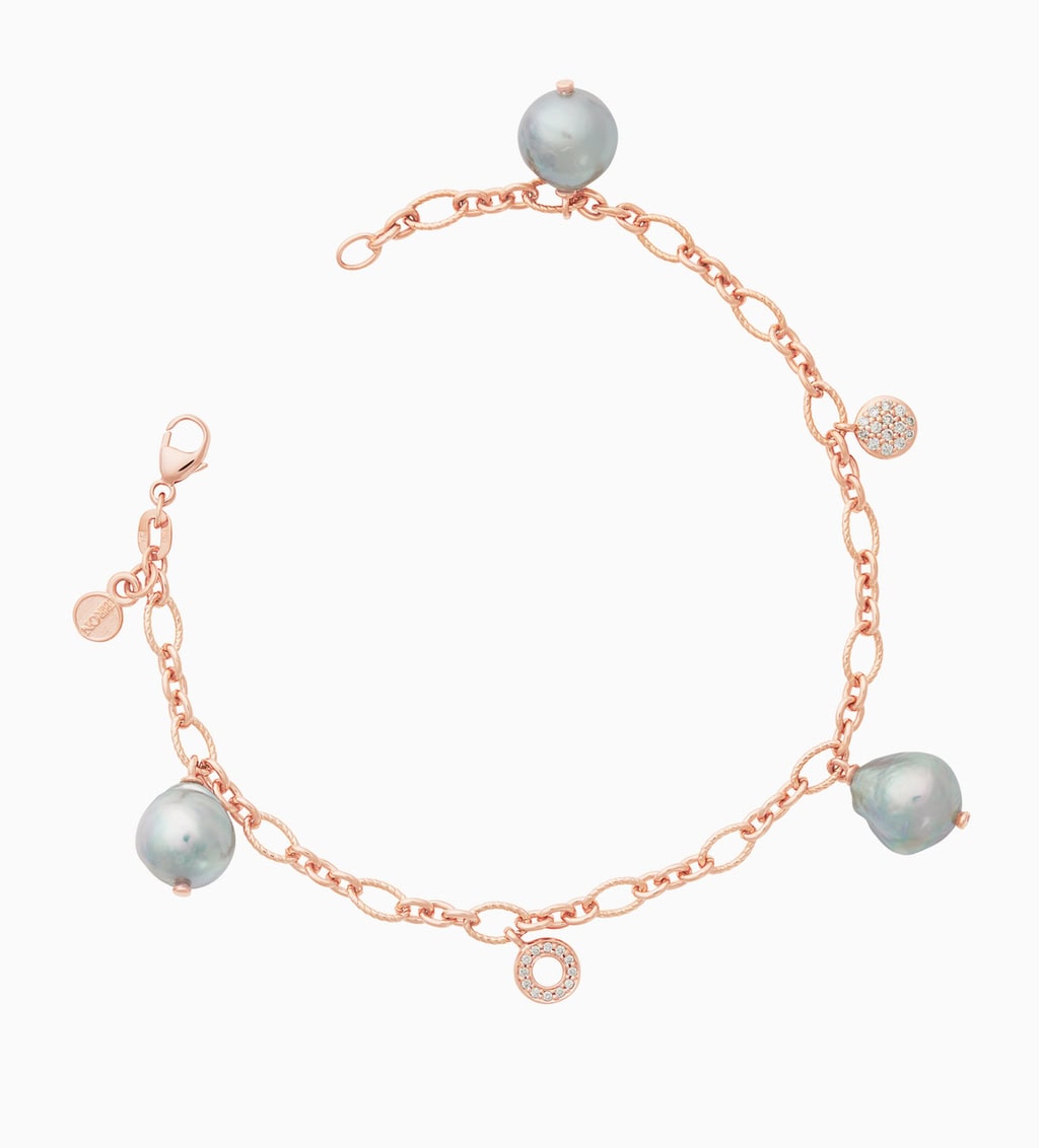 Schmuck: Bron Armband Joy aus 750 Roségold mit Akoya-Perlen und 0,15 ct Diamanten aus 750 Roségold von Bron