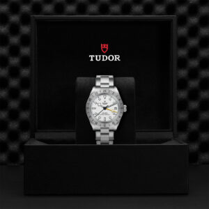 TUDOR Black Bay Pro in Edelstahl (M79470-0004) Uhr bei Juwelier Leo Link