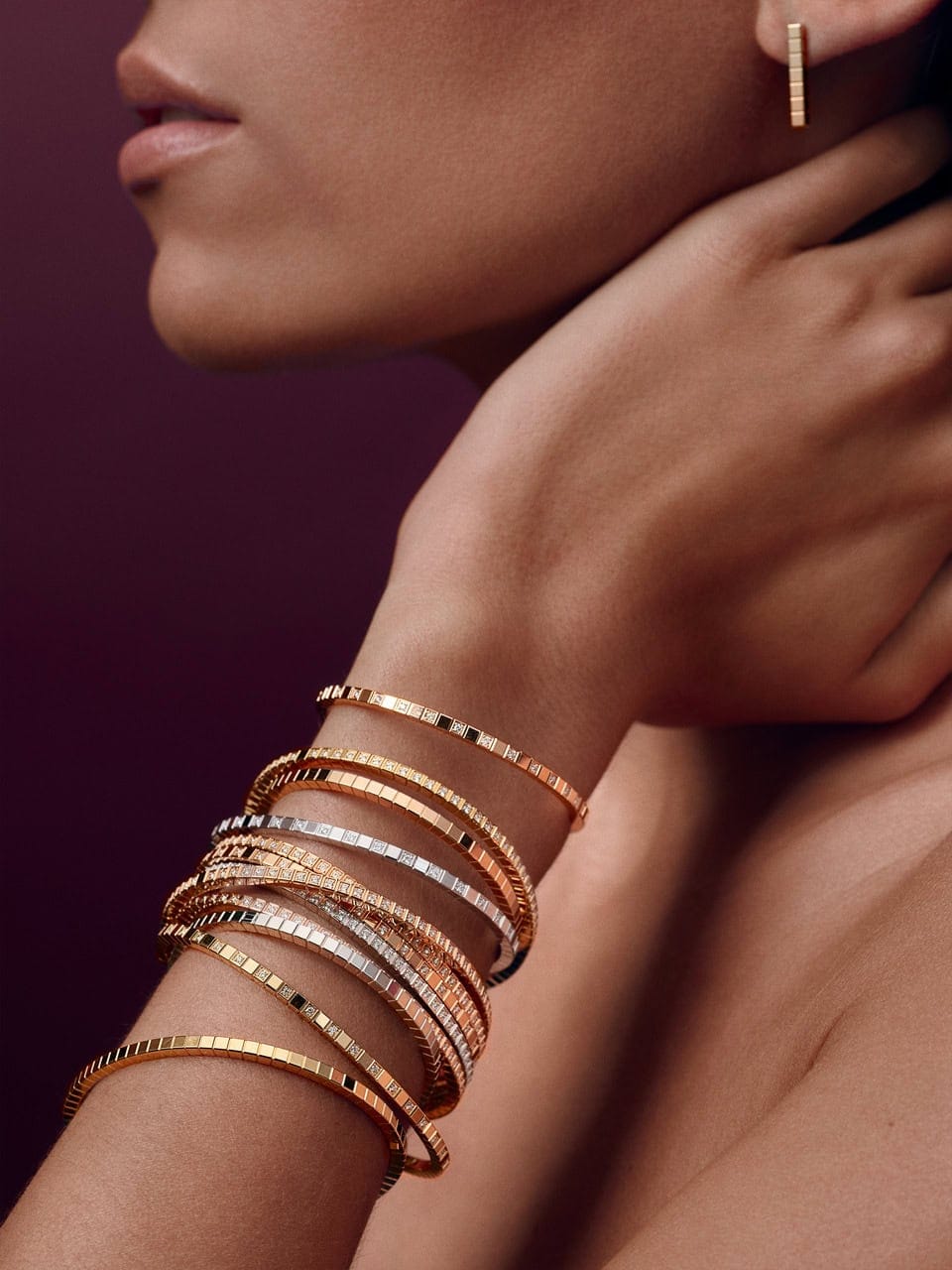 Schmuck: Chopard Ice Cube M Armreif Gelbgold mit Diamanten aus 750 Gelbgold von CHOPARD
