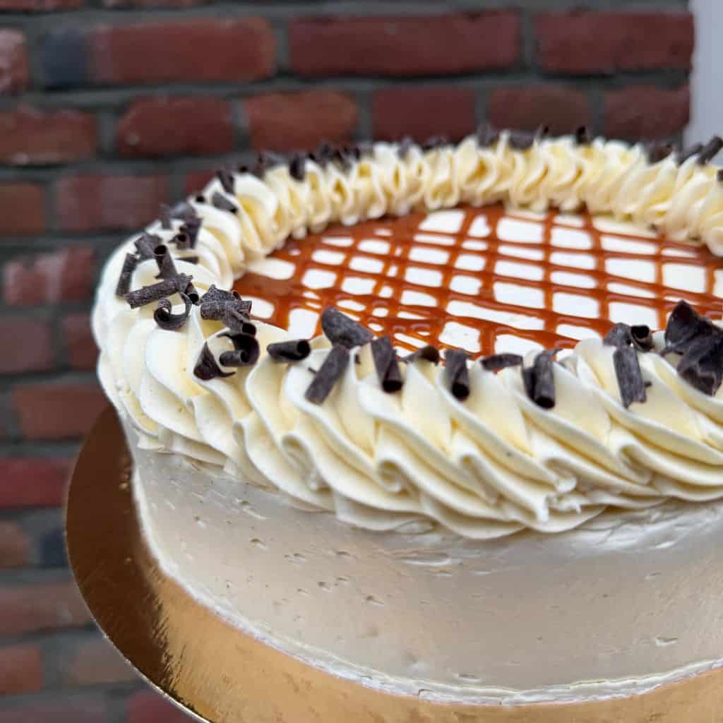 Salted caramel Noir taart
