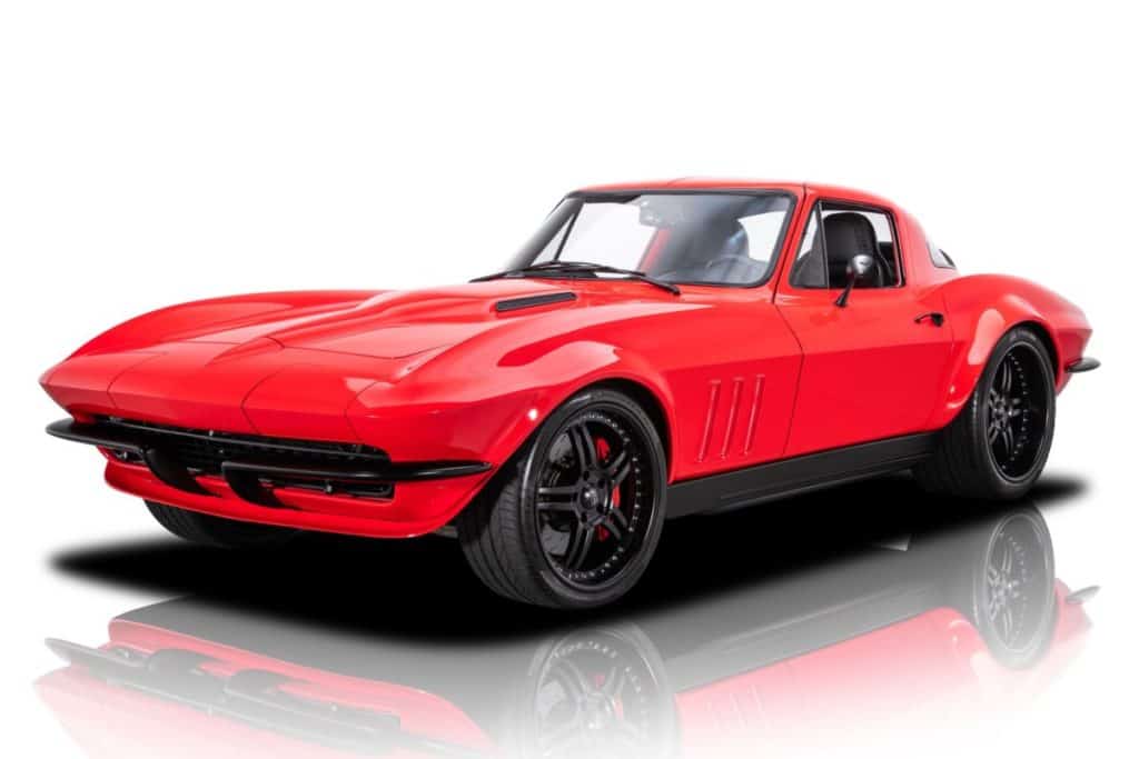 this is a picture of a pro touring car