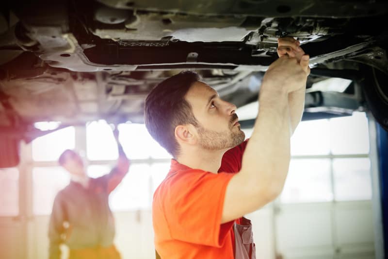 classic car emergency kit should have items for a mechanic to troubleshoot
