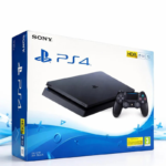 جهاز سوني بلاي ستيشن 4 (PS4) بسعة 1 تيرابايت - يدعم تقنية HDR للألعاب مع وحدة تحكم DualShock