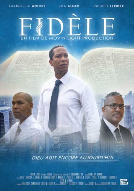 Ein dramatisches Filmszene-Poster für "FIDÈLE" mit drei Männern in formeller Kleidung vor einer modernen Stadt im Hintergrund, hervorgehoben ist die religiöse Thematik und die französische Produktion.