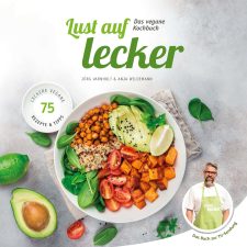Knoblauch, Avocado, Tomaten und Süßkartoffeln auf einem veganen Kochbuch-Titelbild zur gesunden, pflanzenbasierten Ernährung.