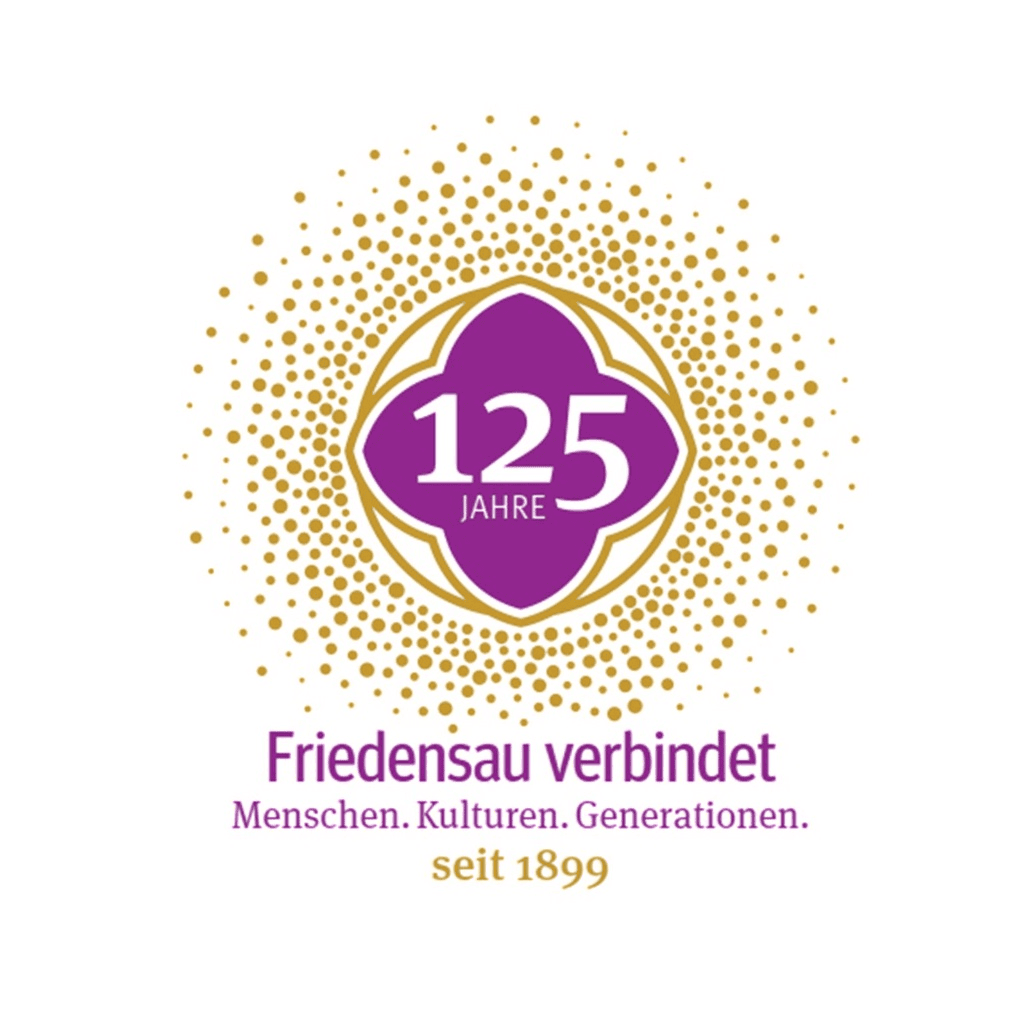 125 Jahre Advent-Verlag: Feierliches Logo mit Gold- und Lilatönen, das die langjährige Tradition des Verlags für christliche Bücher und Zeitschriften hervorhebt.