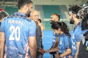 Advocate Sonali Sardana greeting chief guests and coaches at the Delhi High Court Bar Association Tournament.