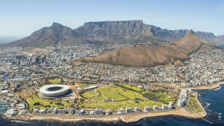 Cape Town with Table Mountain
