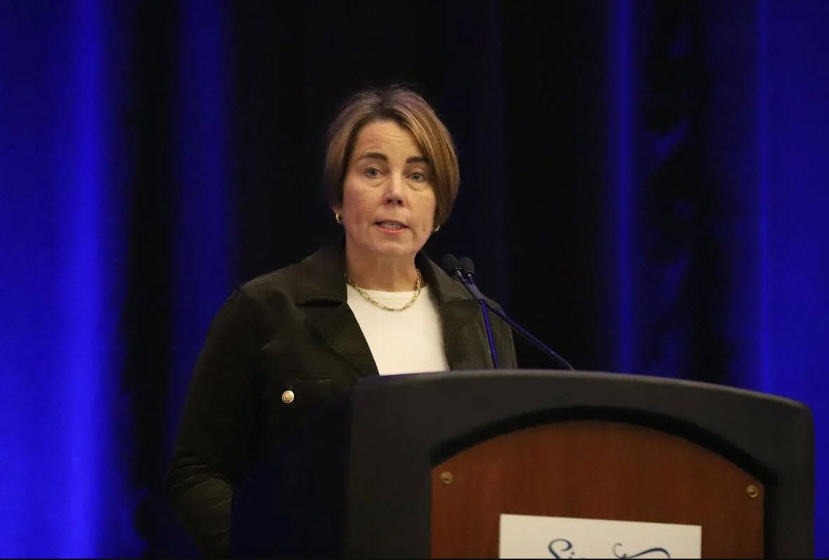 Healey touts 'no drama setup' in pitch to investors