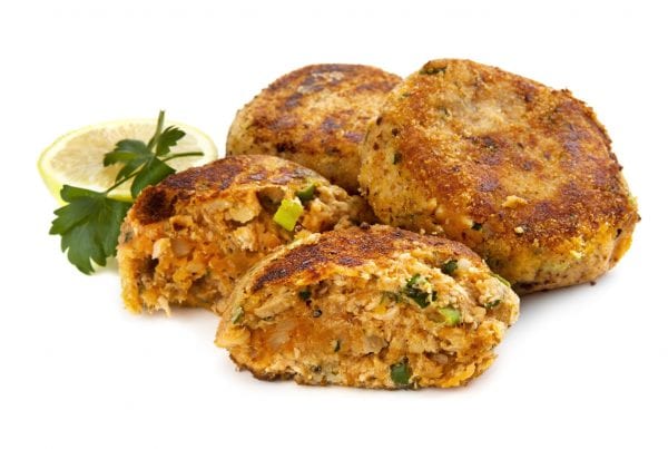HEALTHY EATING | Quinoa Salmon Burgers Recipe