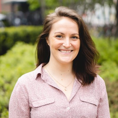 Laura Casey Headshot