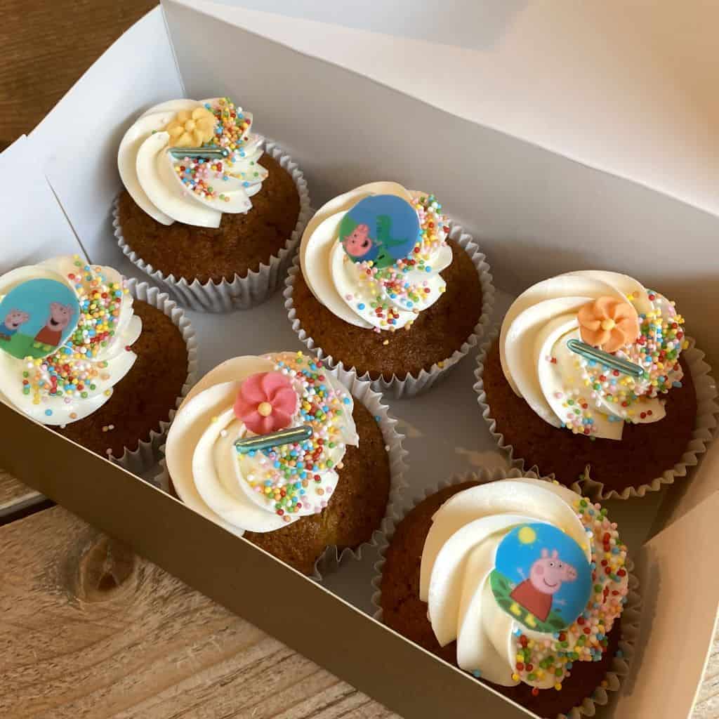Peppa Pig cupcakes box