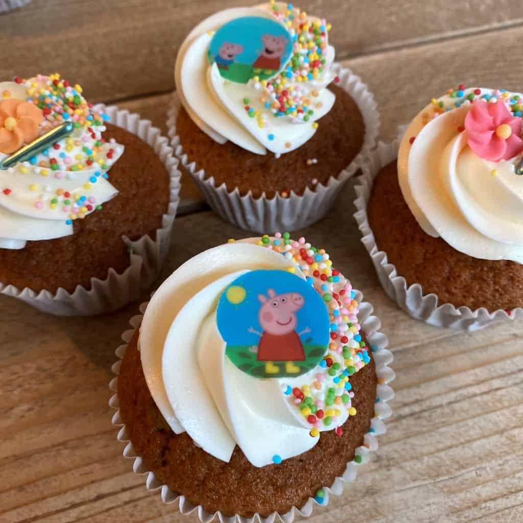 Peppa Pig cupcakes