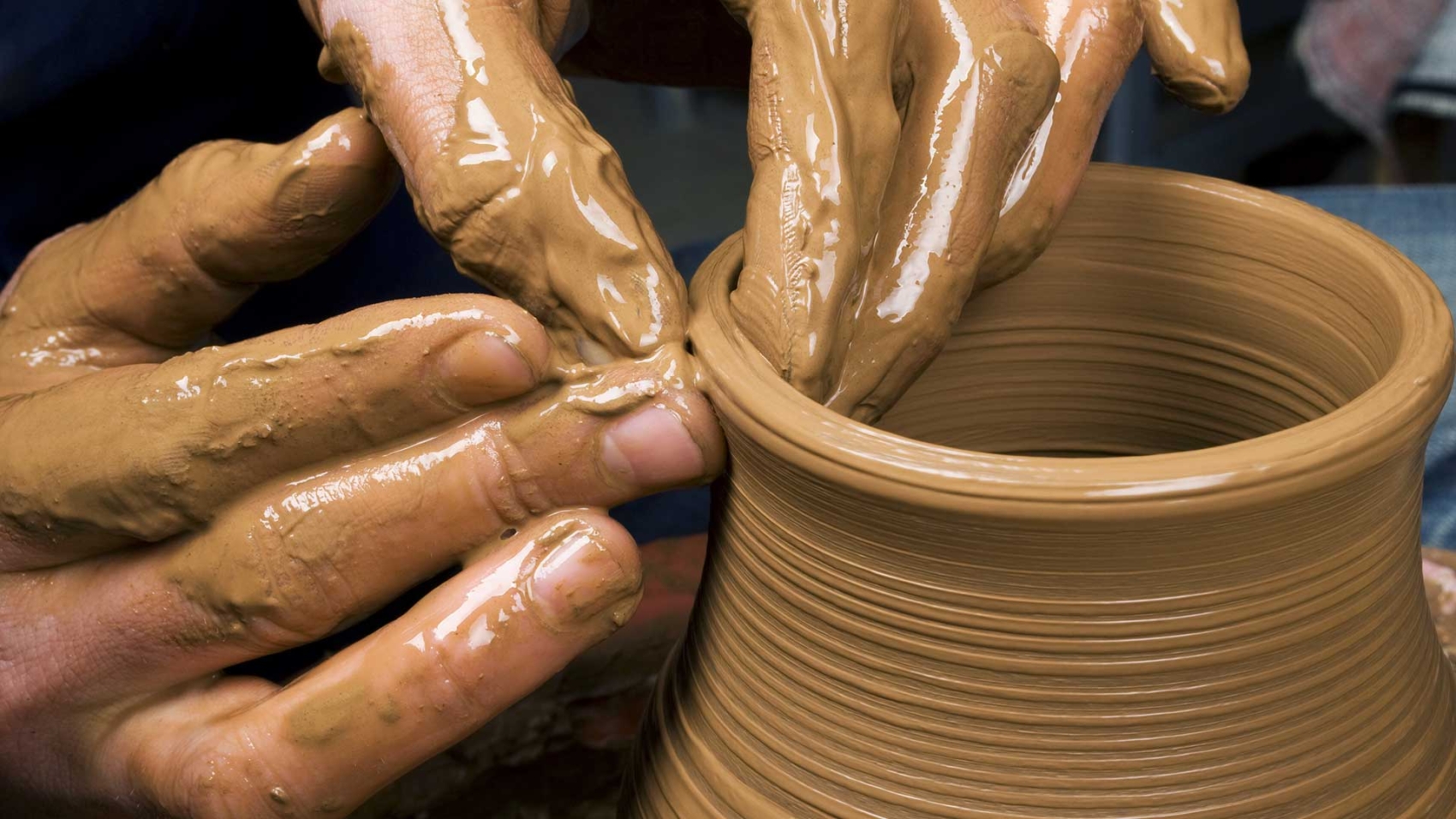 potter-and-vessel-img