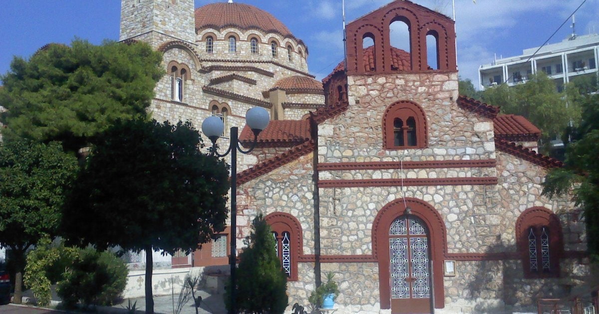 Ο πέτρινος ναός της Μεταμόρφωσης του Σωτήρος στην Παλαιά Κοκκινιά της Νίκαιας.