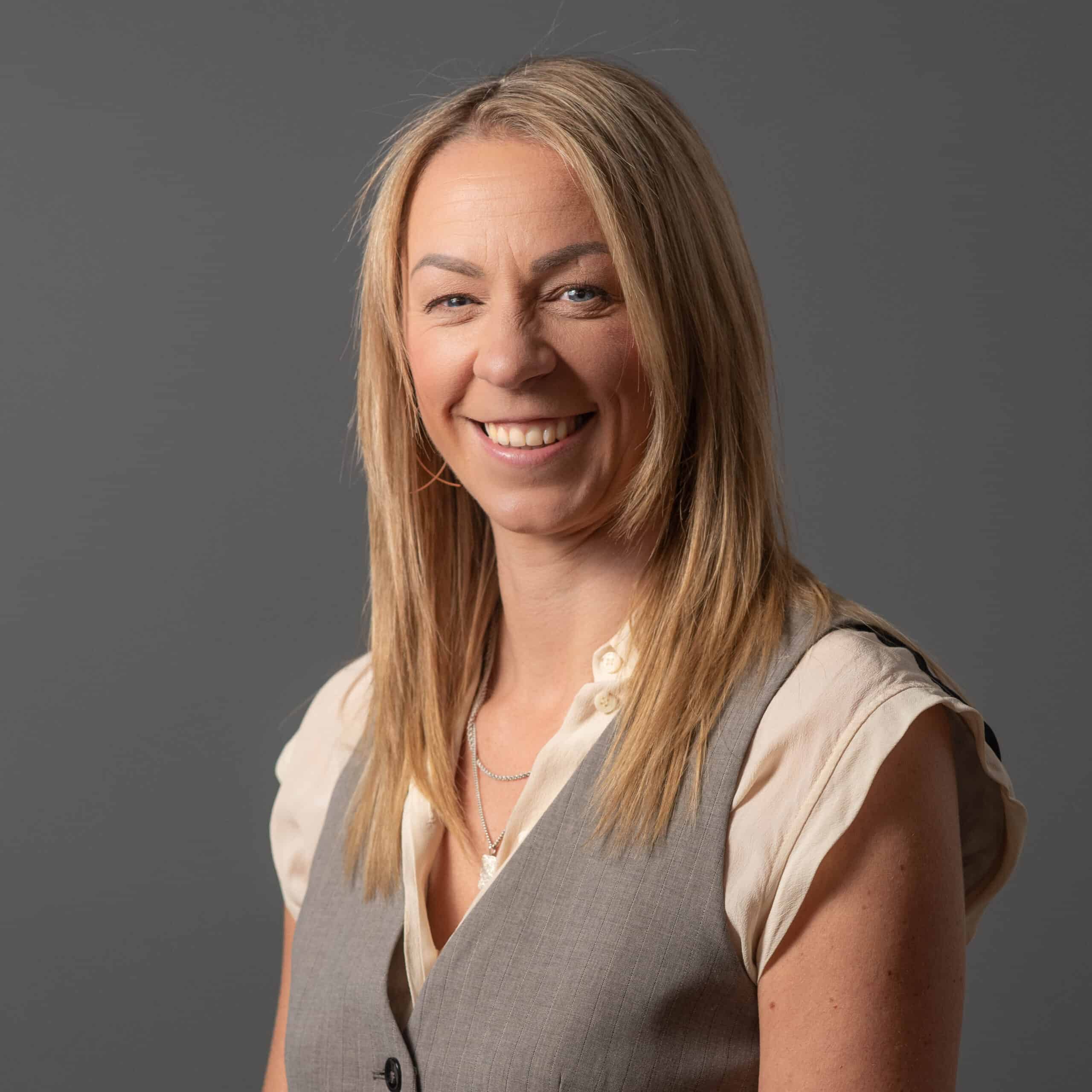 Amy Kennett psychotherapist