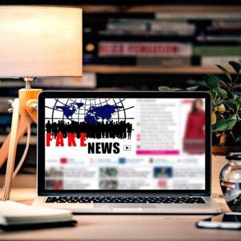 Fake News Home Office