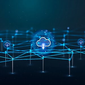 Digitale Cloud mit Sicherheitsnetz und Datenverbindung.
