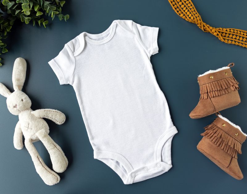 how to fold baby clothes