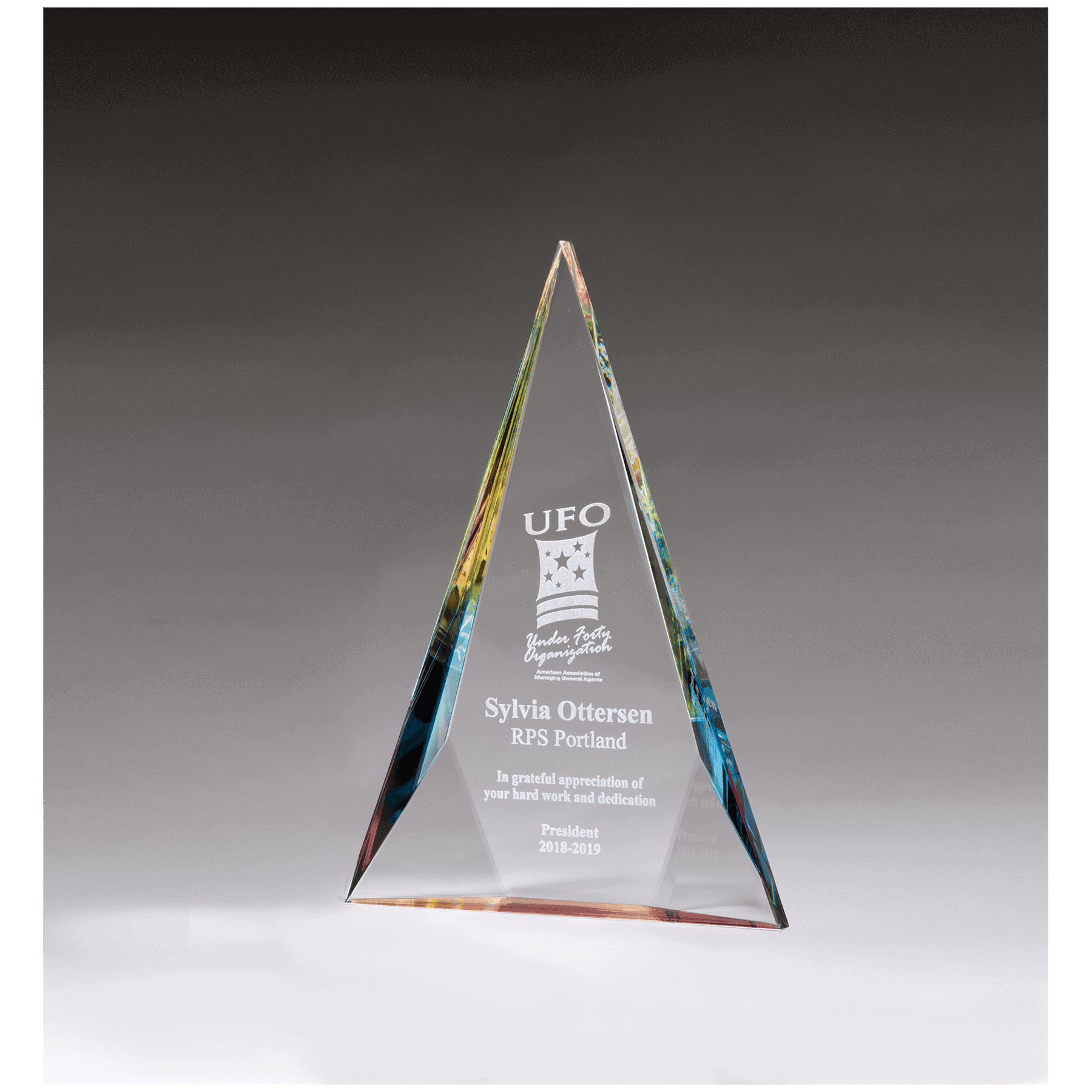 7 1/8" x 10" x 1 1/8" (Tapered) Diamond Series Crystal with Prism-Effect