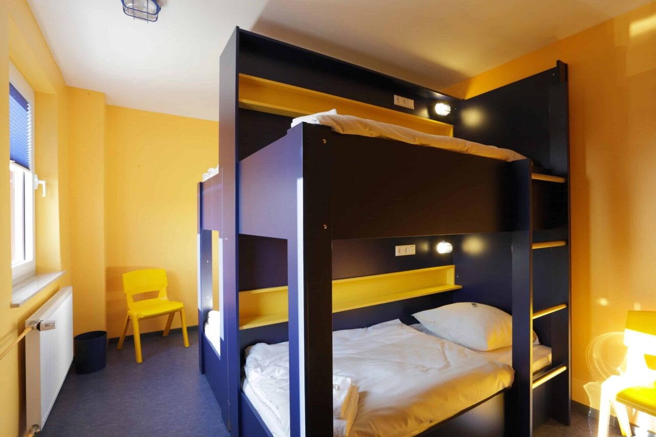 Zimmer mit zwei Etagenbetten für 4 Personen.