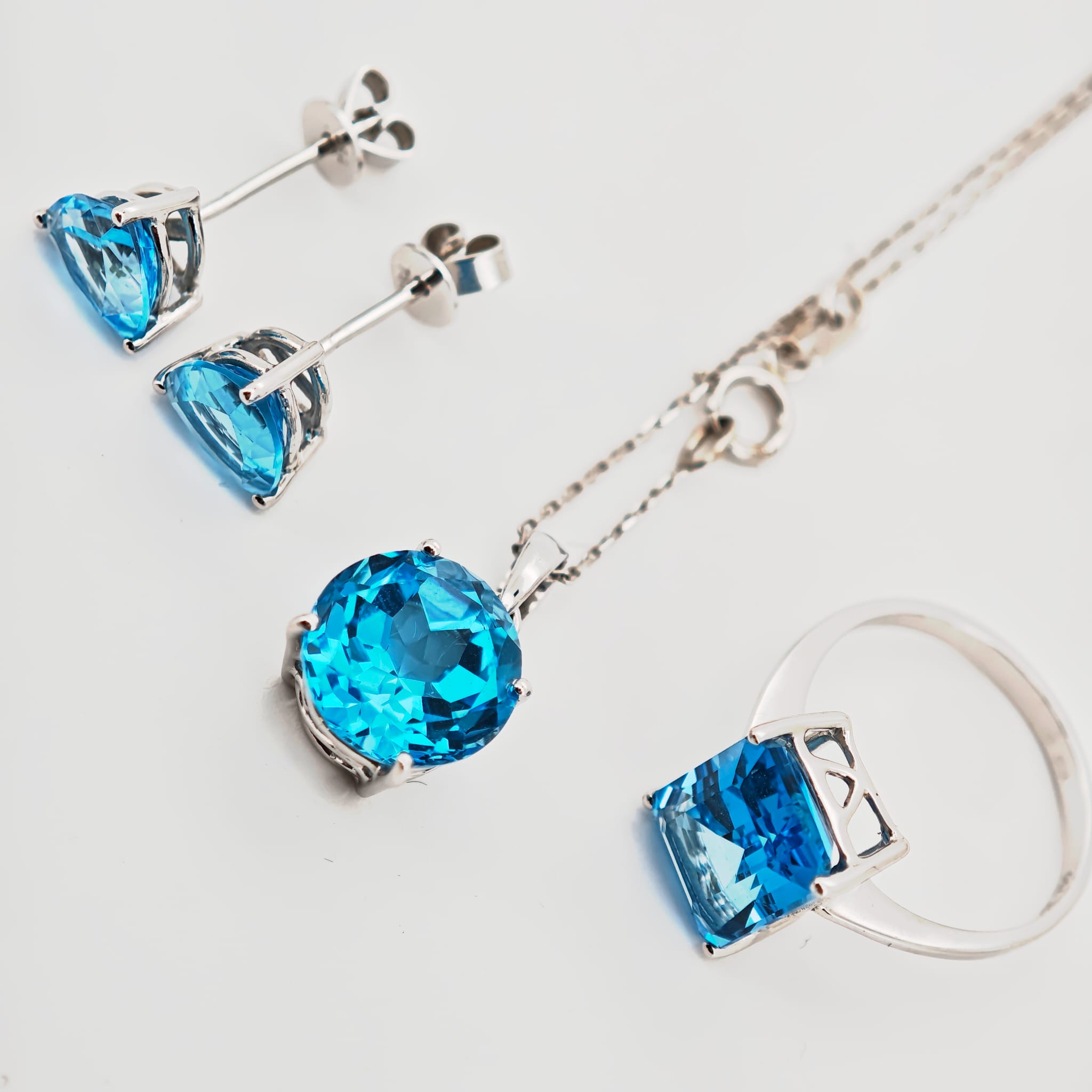 set aur 18k cu topaz